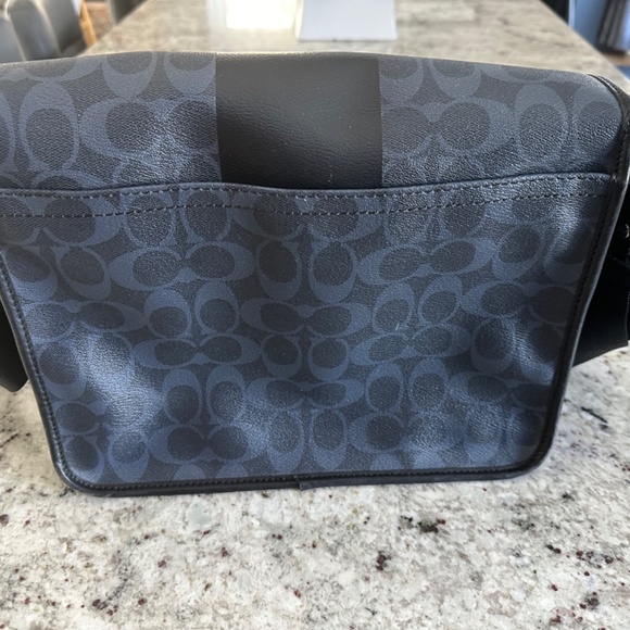 COACH Messenger bag - Picture 2 of 13